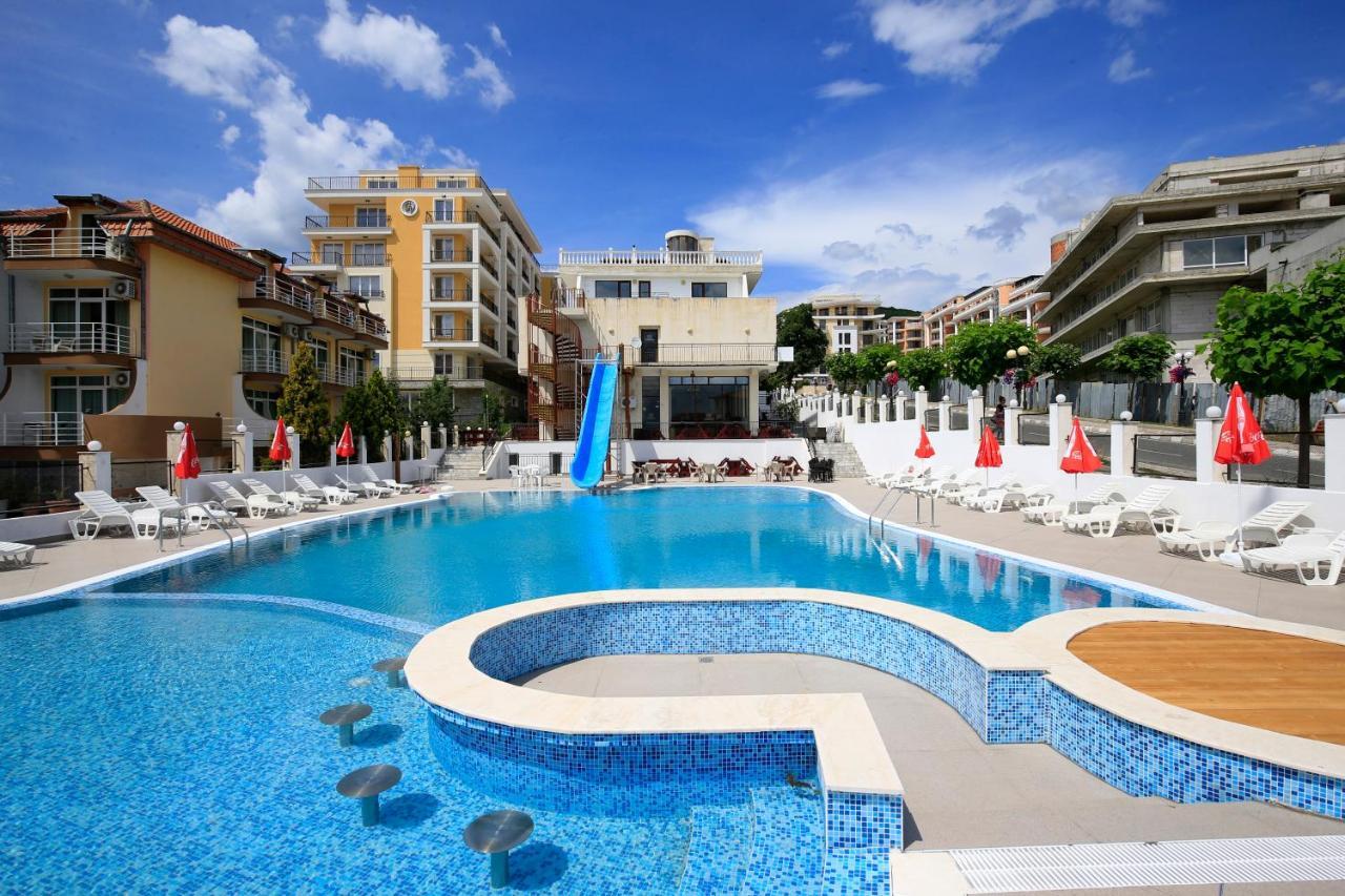 Hotel Corona Sveti Vlas Luaran gambar