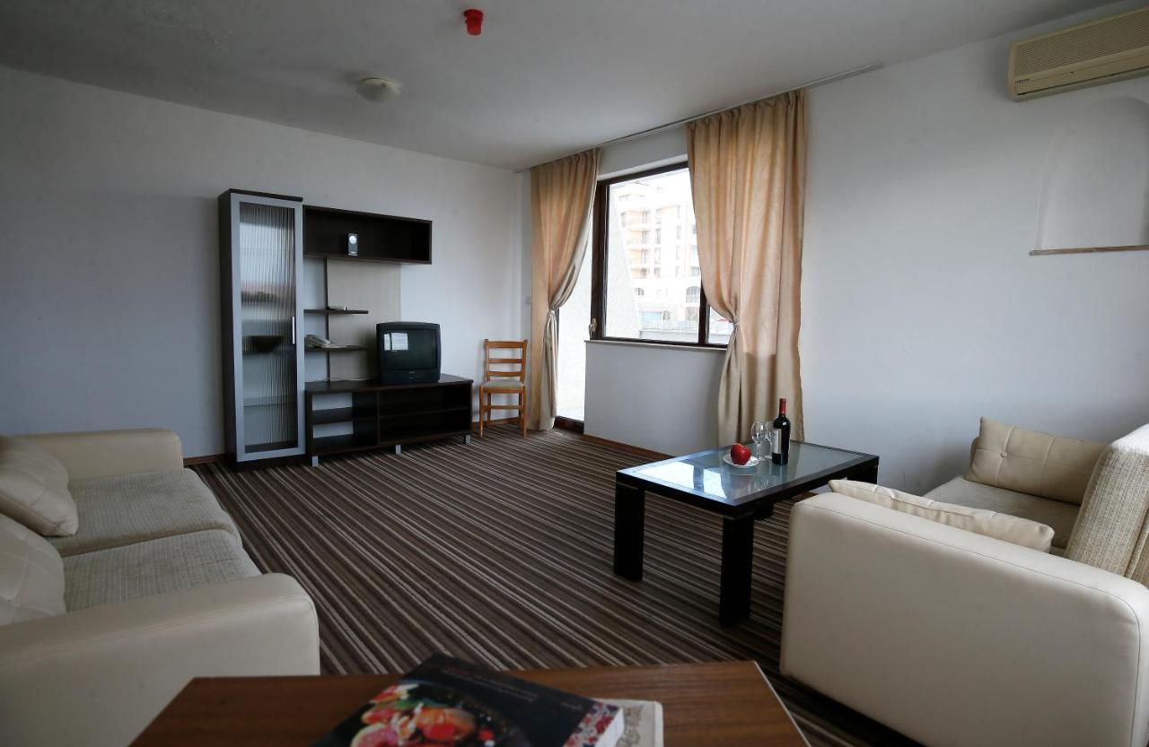 Hotel Corona Sveti Vlas Luaran gambar