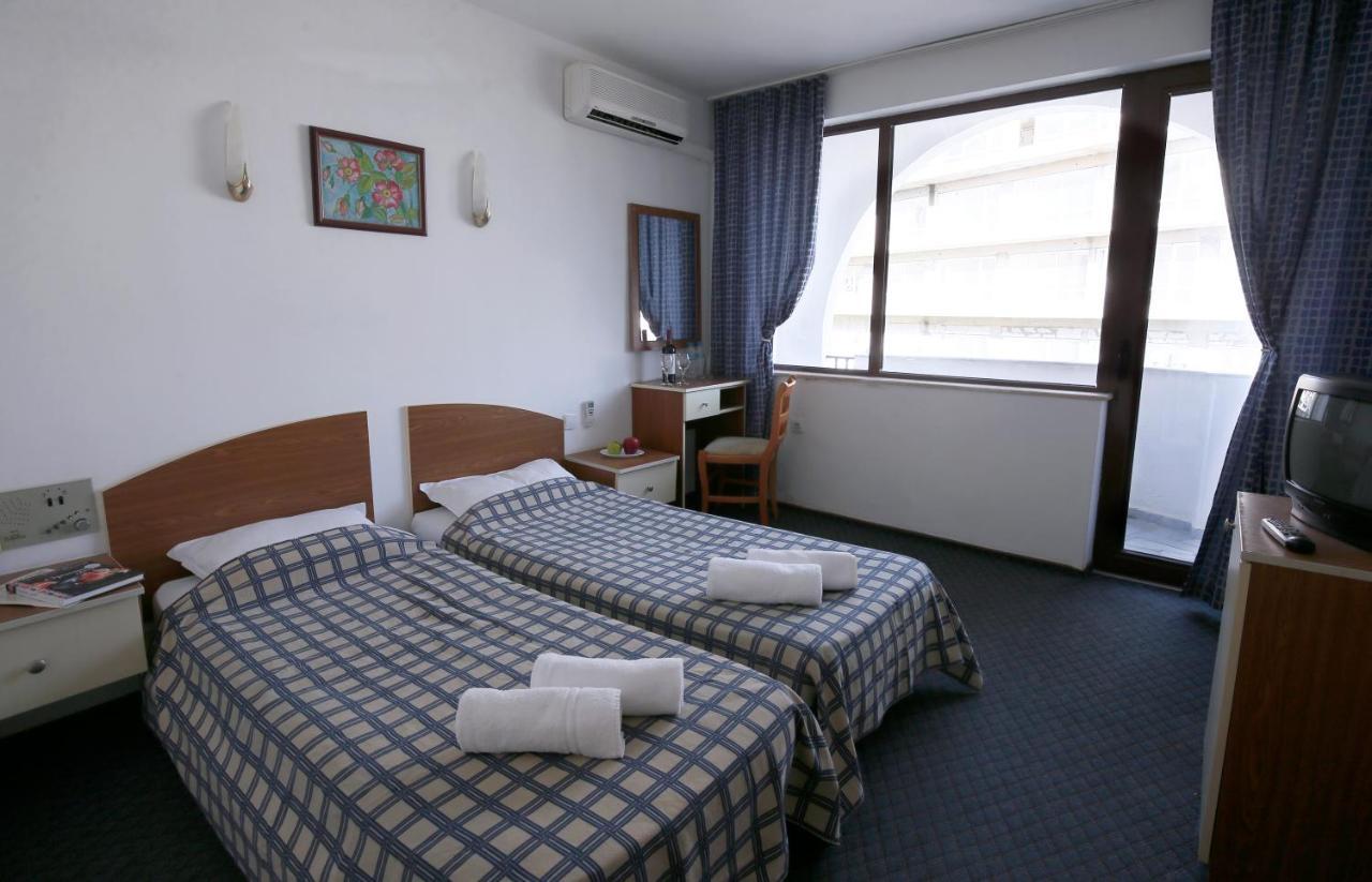 Hotel Corona Sveti Vlas Luaran gambar