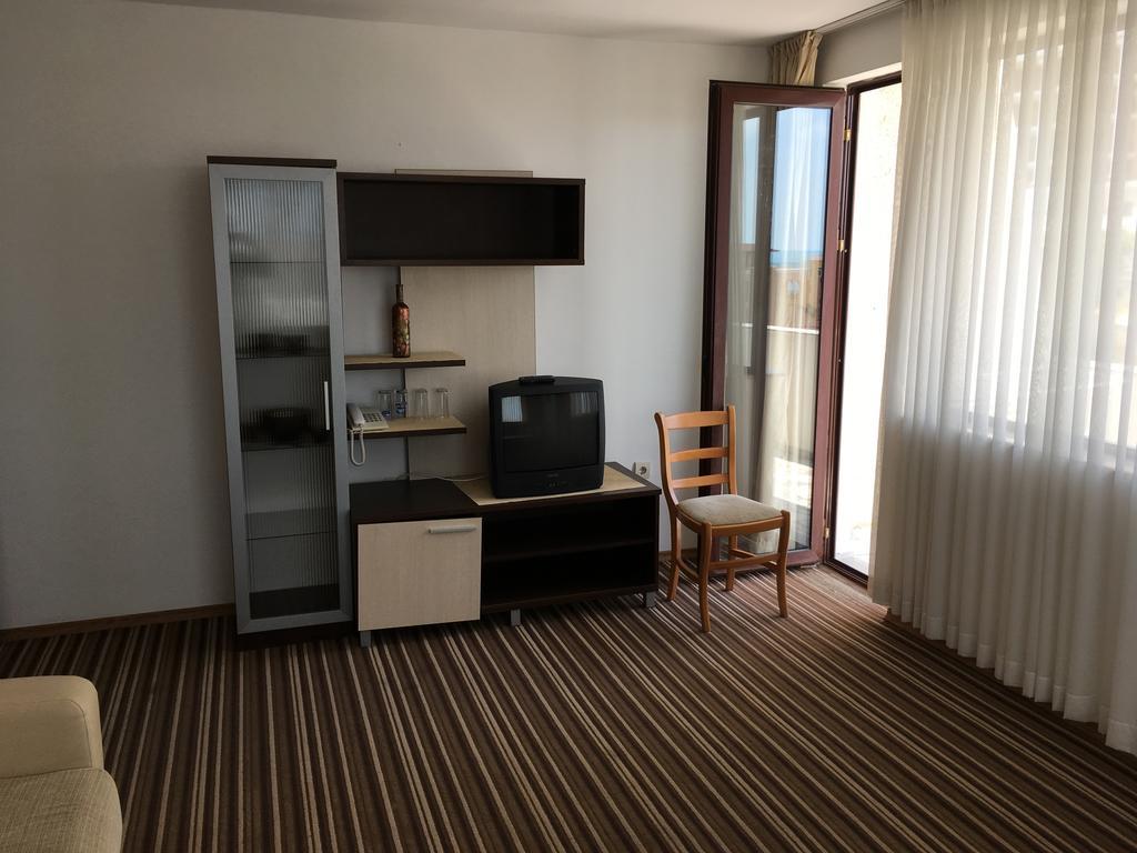 Hotel Corona Sveti Vlas Luaran gambar