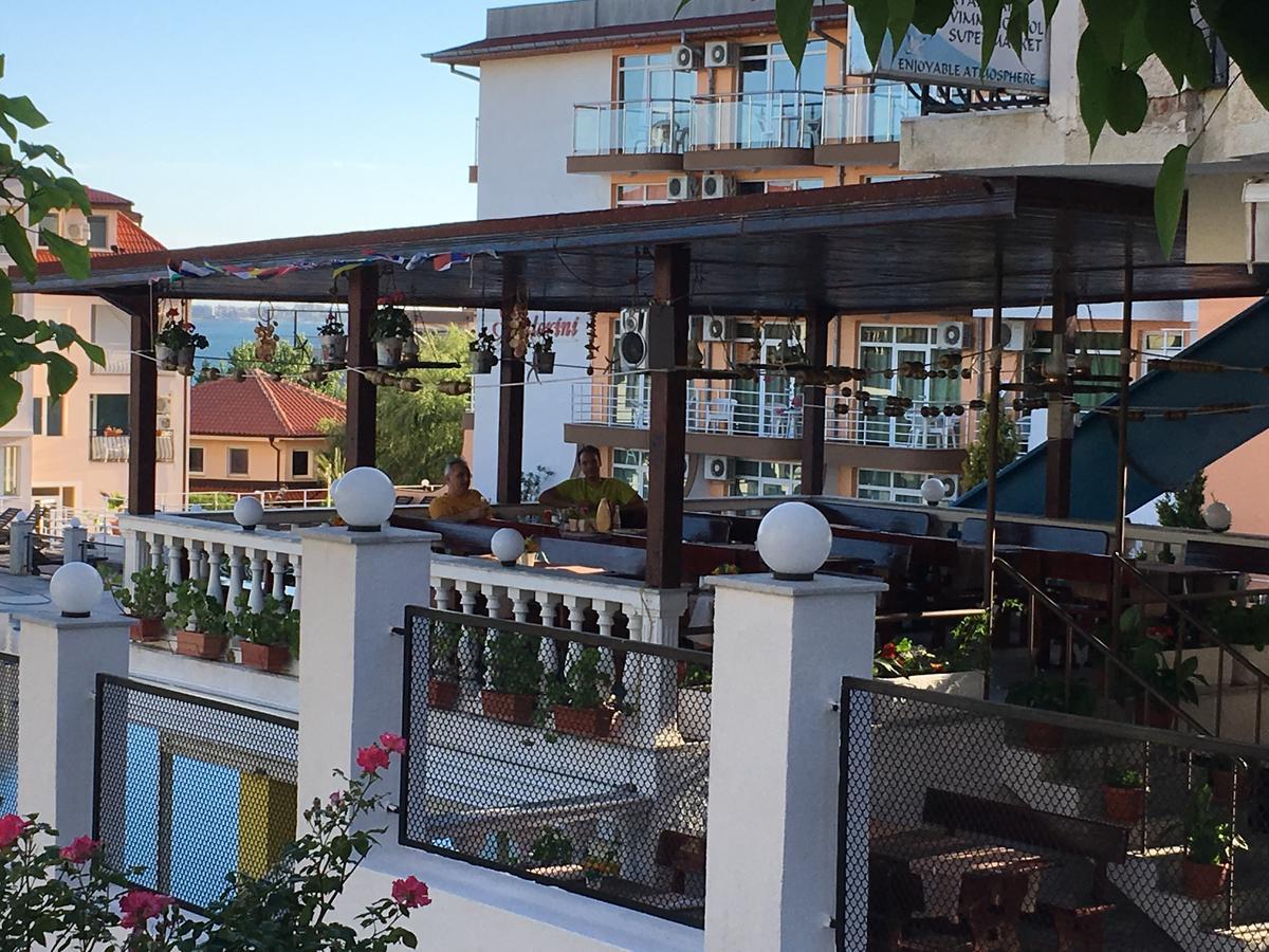 Hotel Corona Sveti Vlas Luaran gambar